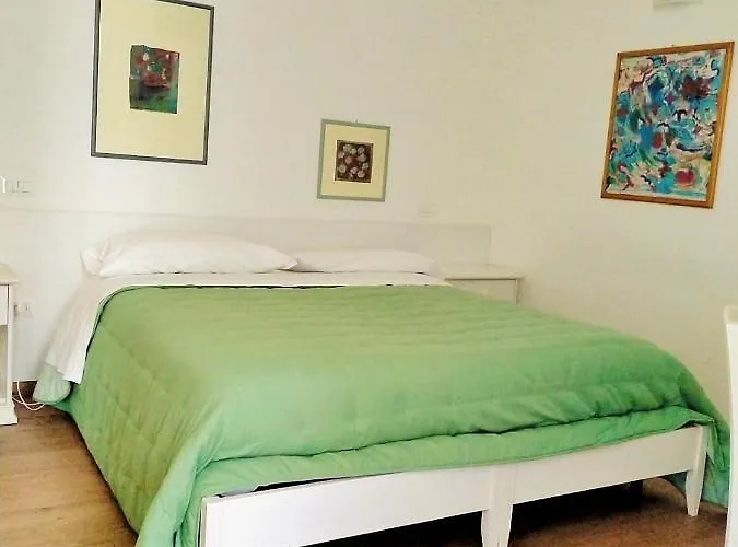 Oda ve Kahvaltı Paneolio Poggio Picenze