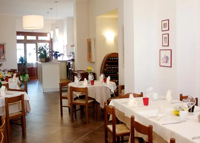 Paneolio Oda ve Kahvaltı 3*