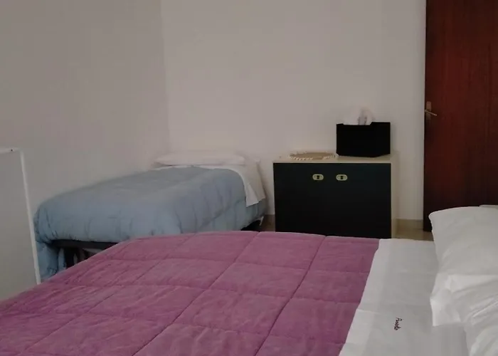 Paneolio Frühstückspension 3*