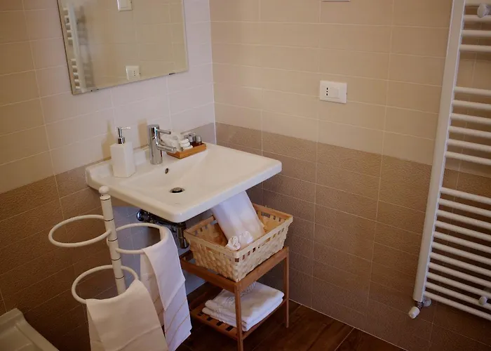 Paneolio Oda ve Kahvaltı Poggio Picenze