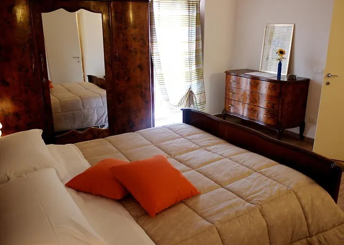 Paneolio 3* Poggio Picenze